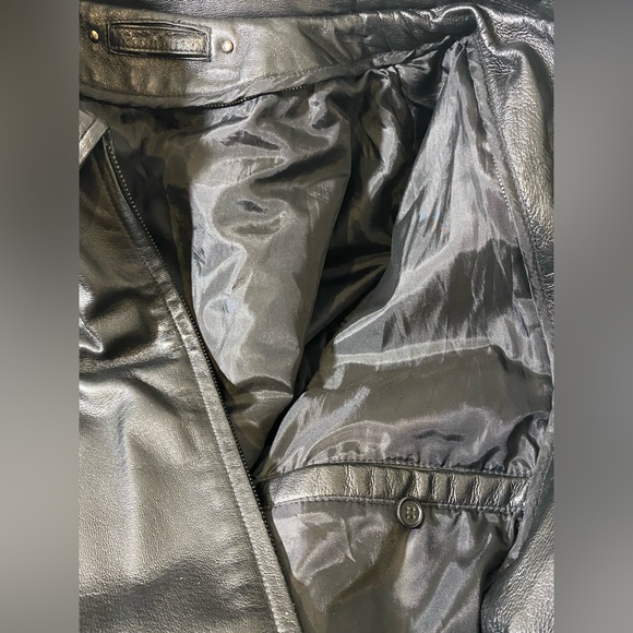 Leather jacket - Picture 5 of 7